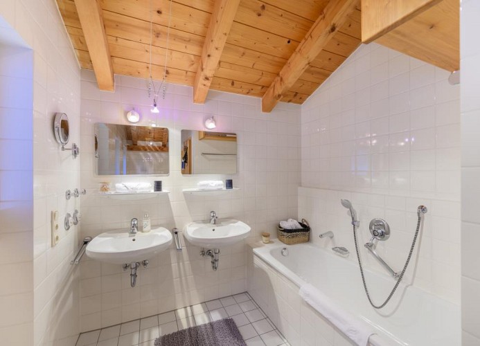 Badezimmer OG